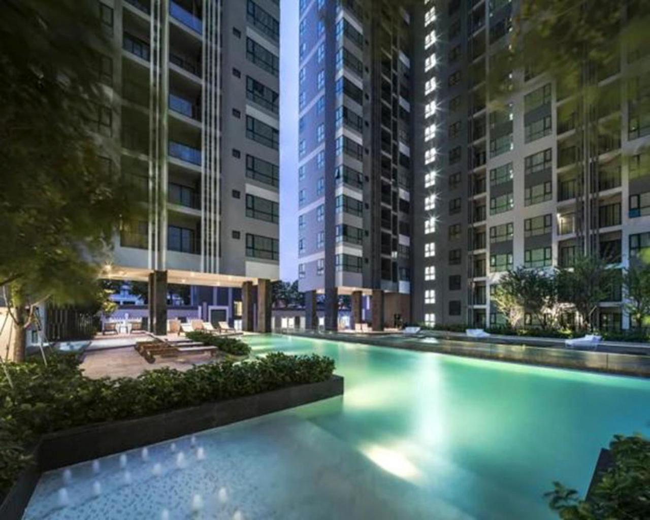 Central Pattaya Base Condo Exterior photo